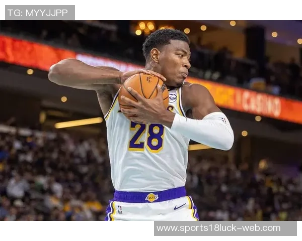 湖人若愿意送出两个首轮签鹈鹕或将放行琼斯交易